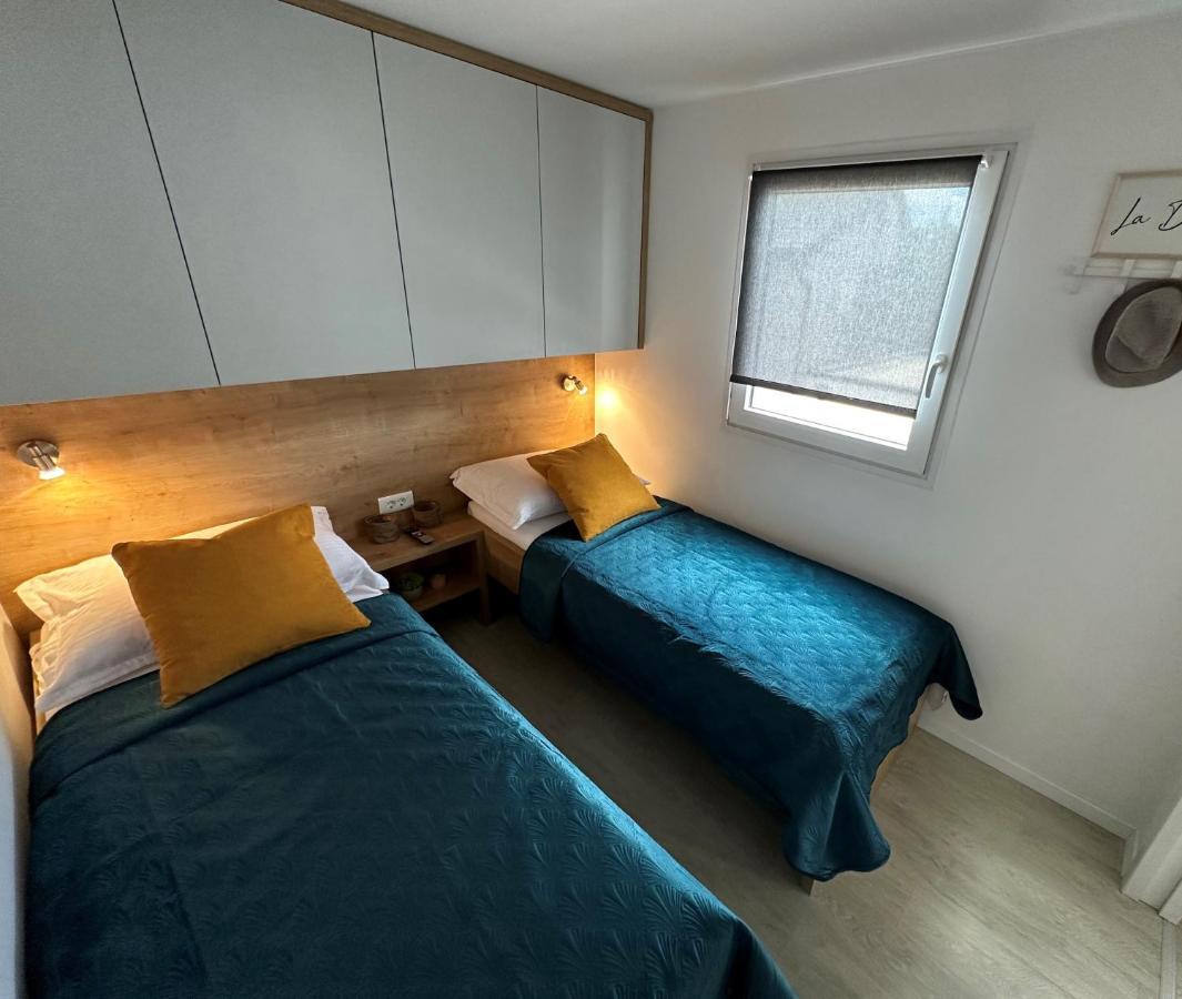 Mobile Home Mare Blu Rovanjska Eksteriør bilde
